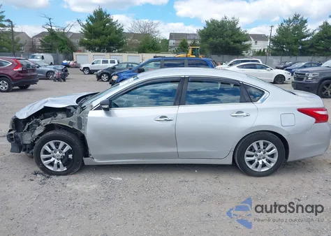 2017 Nissan Altima 2.5 S из США, поврежденный, VIN 1N4AL3AP1HC296753